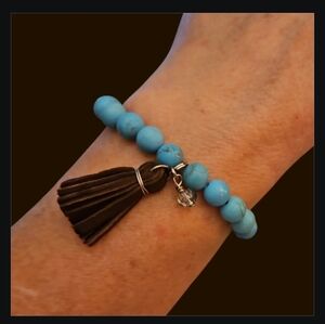 VIBELLA Western Boho Faux Turquoise Beaded Stretch Bracelet
